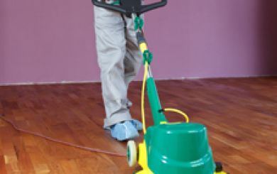 Oling and waxing of wooden floors - step 12