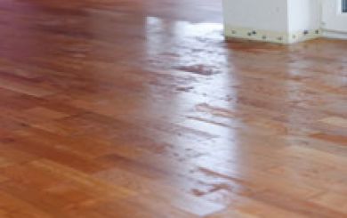 Oling and waxing of wooden floors - step 7